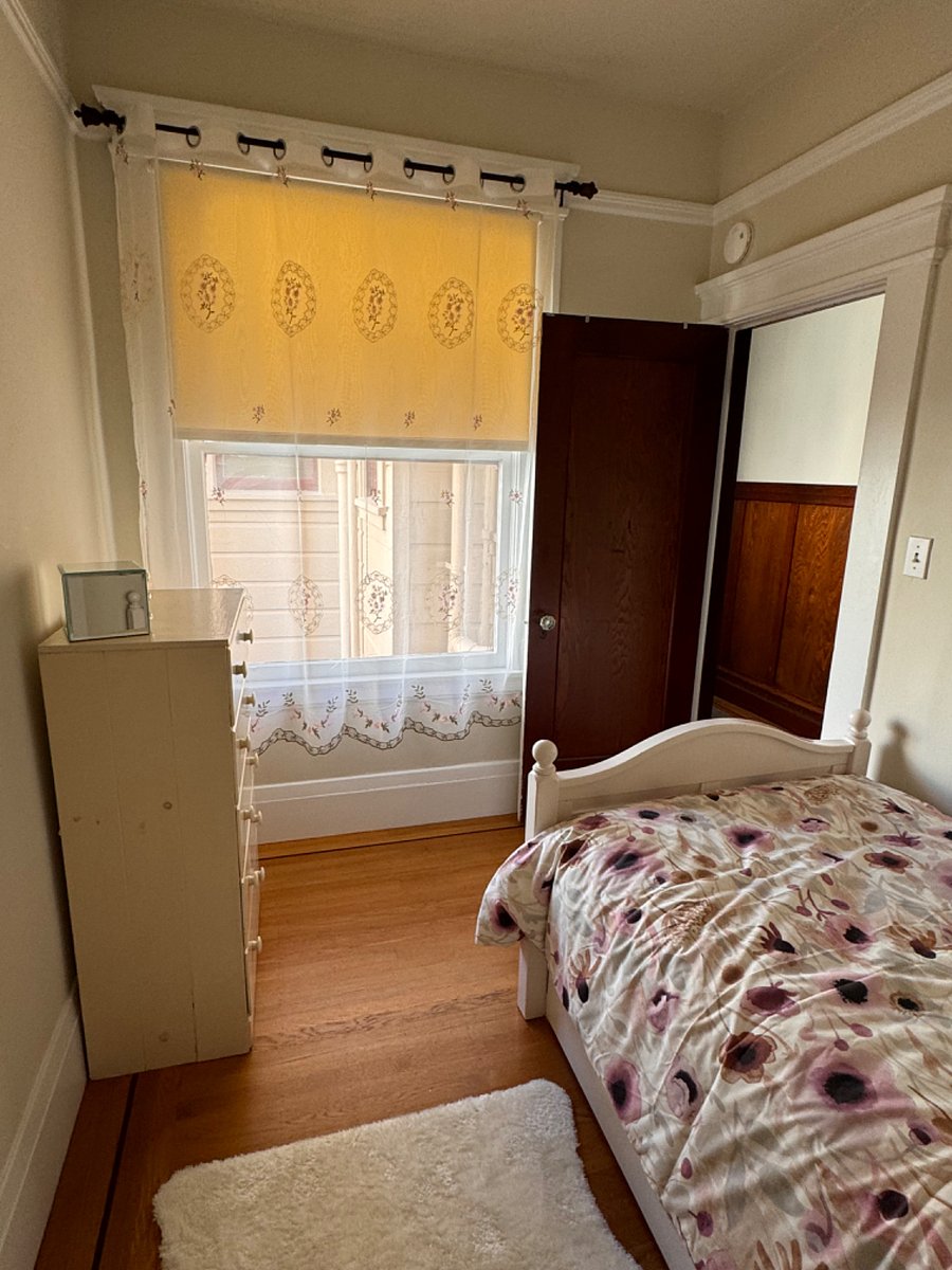 Second bedroom with trundle bed