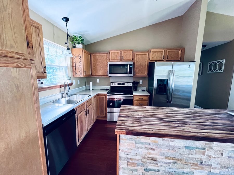 Fully Equipped Kitchen.