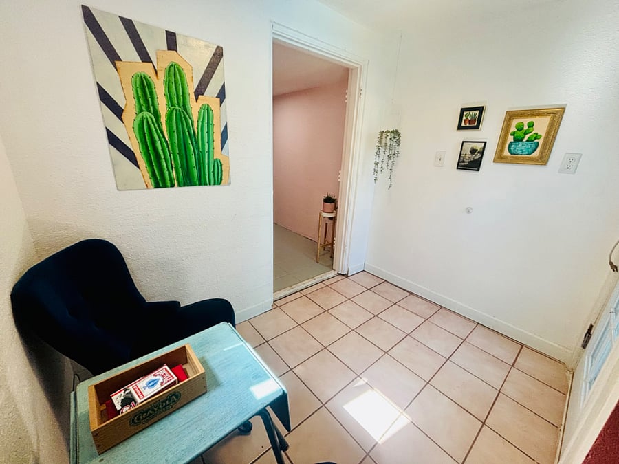 Furnished Finder property 703932_1 photo 17