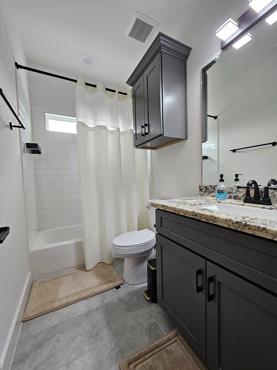 Furnished Finder property 703967_1 photo 12