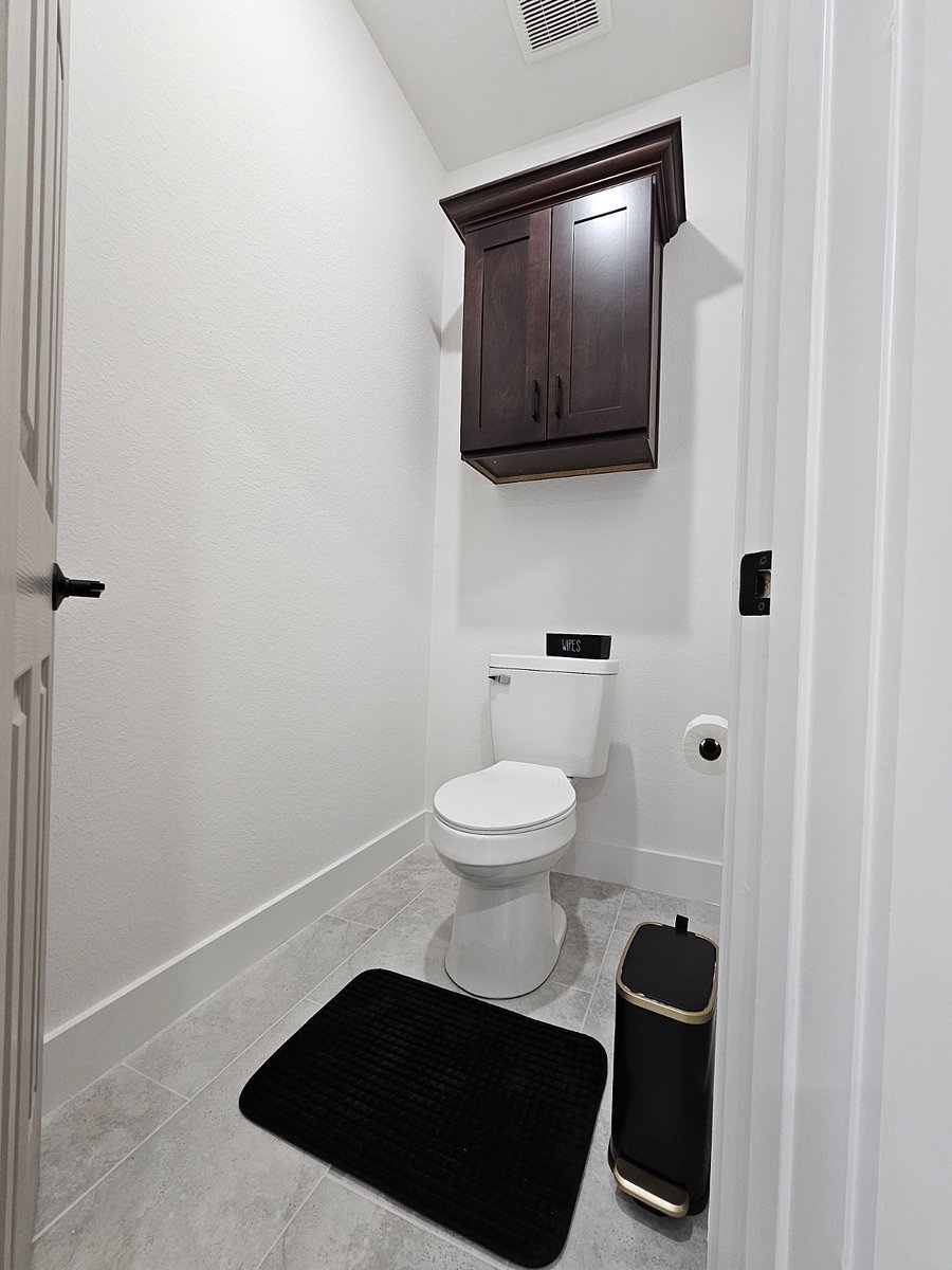 Furnished Finder property 703967_1 photo 15
