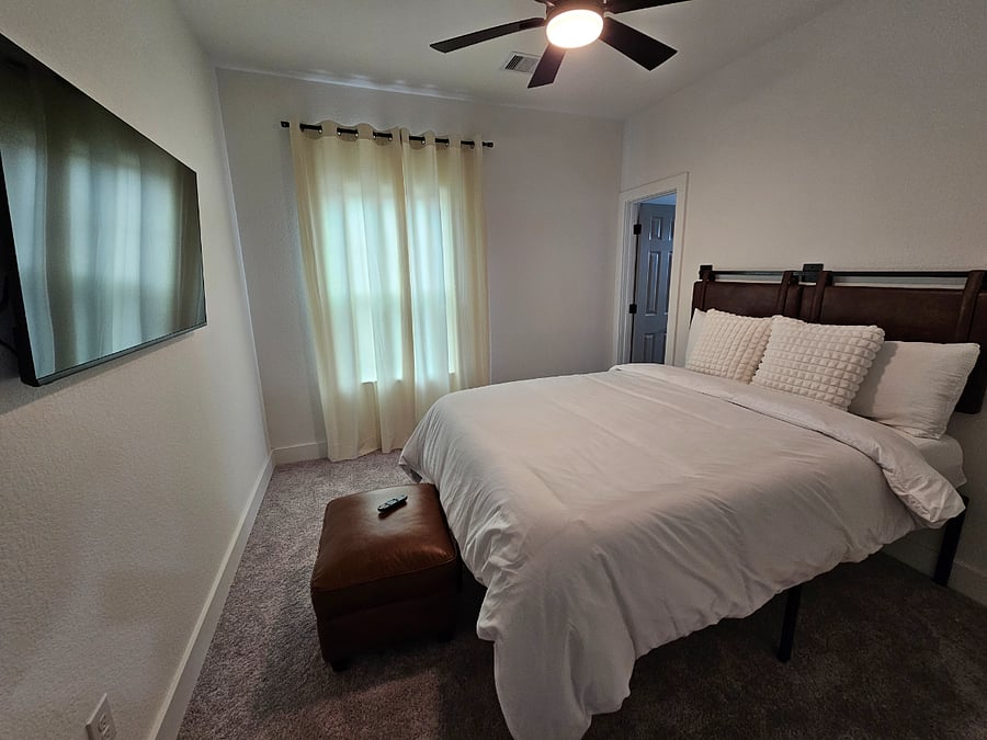 Furnished Finder property 703967_1 photo 11