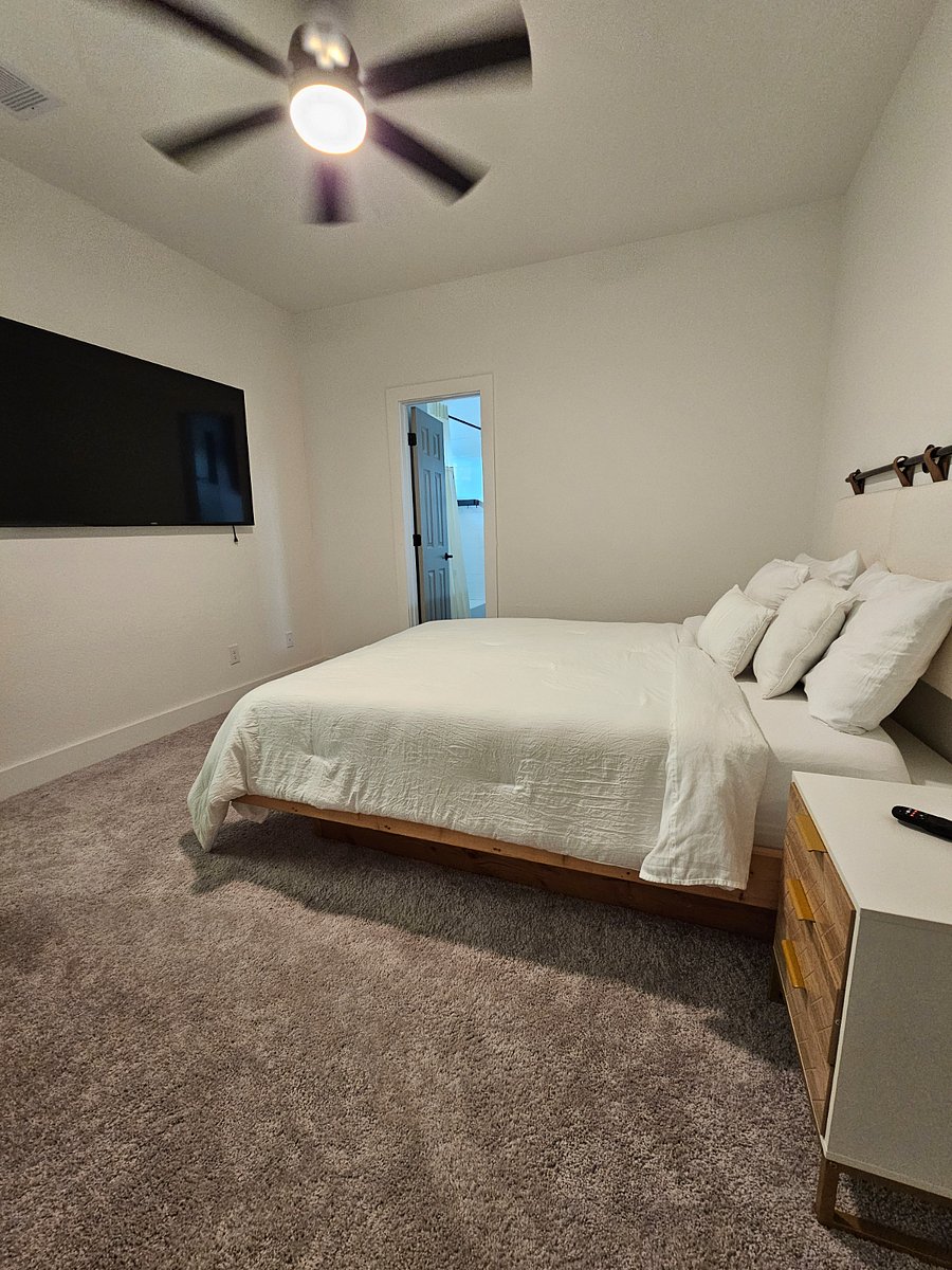Furnished Finder property 703967_1 photo 17
