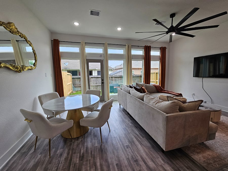Furnished Finder property 703967_1 photo 6