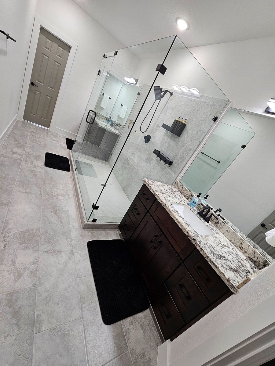 Furnished Finder property 703967_1 photo 13