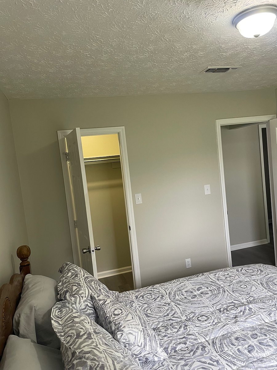 Furnished Finder property 703976_1 photo 18