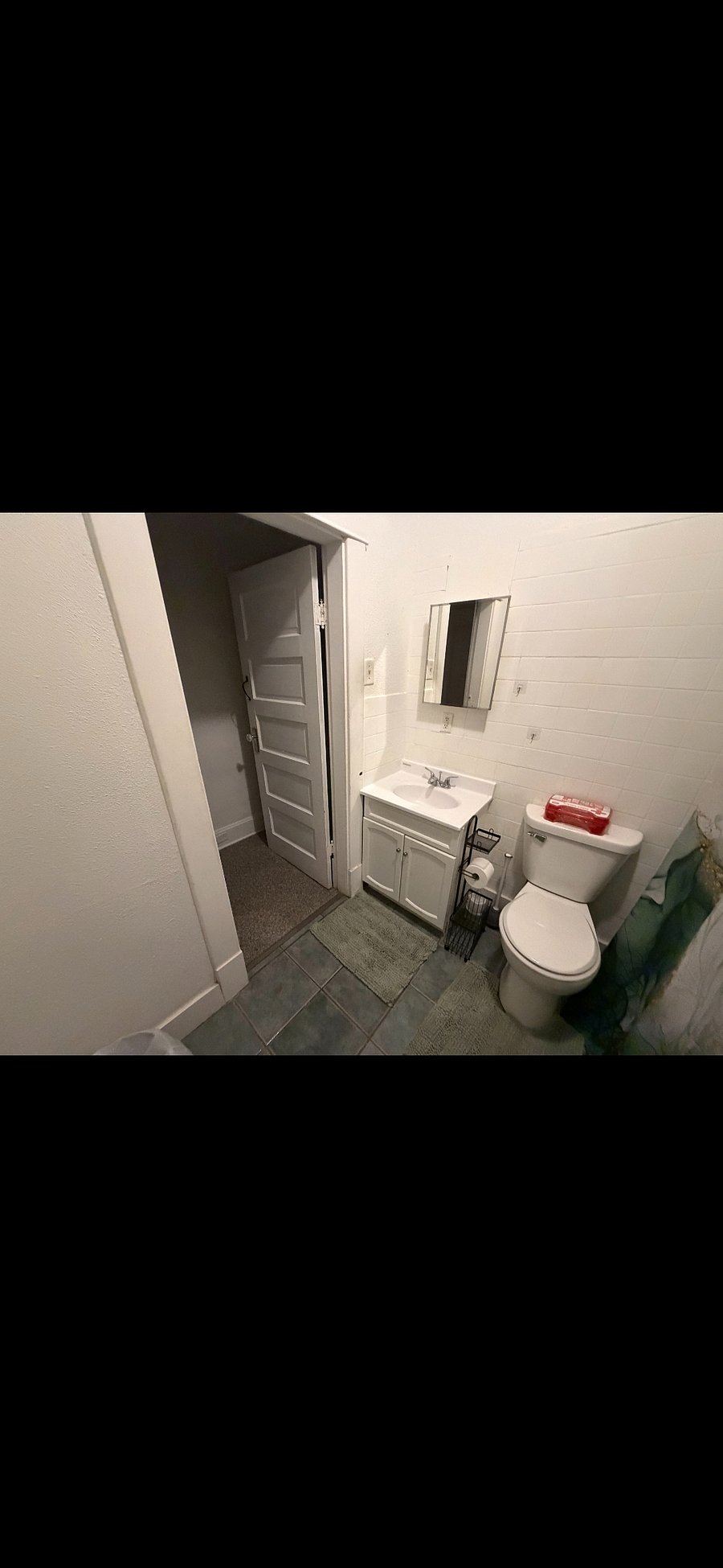 Furnished Finder property 703978_2 photo 4