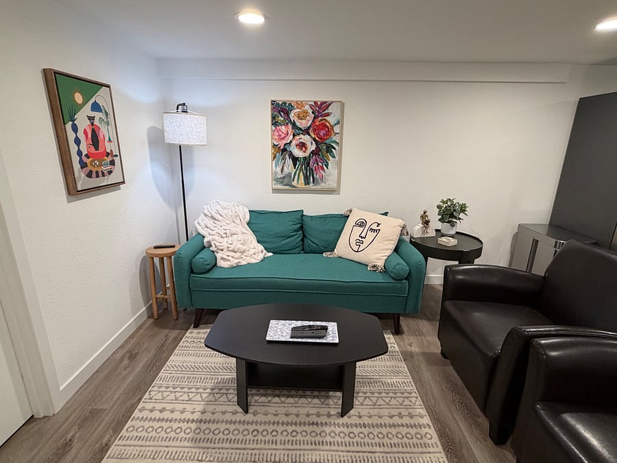 Furnished Finder property 703991_1 photo 7