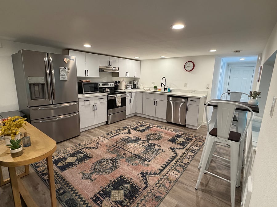 Furnished Finder property 703991_1 photo 6