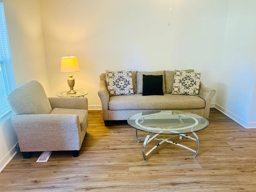 Furnished Finder property 703998_1 photo 2