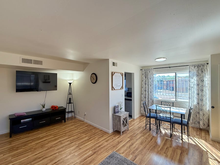 Furnished Finder property 704017_1 photo 4