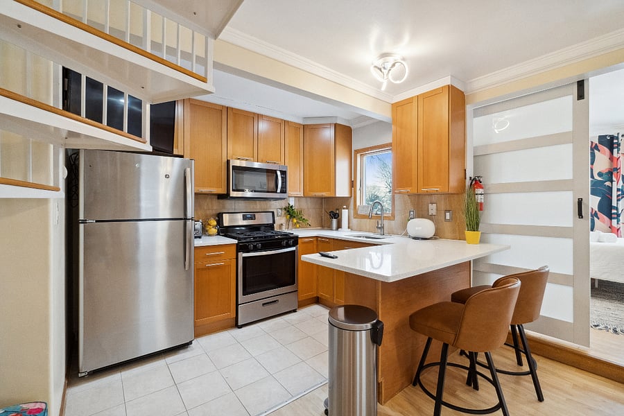 Furnished Finder property 704071_1 photo 3