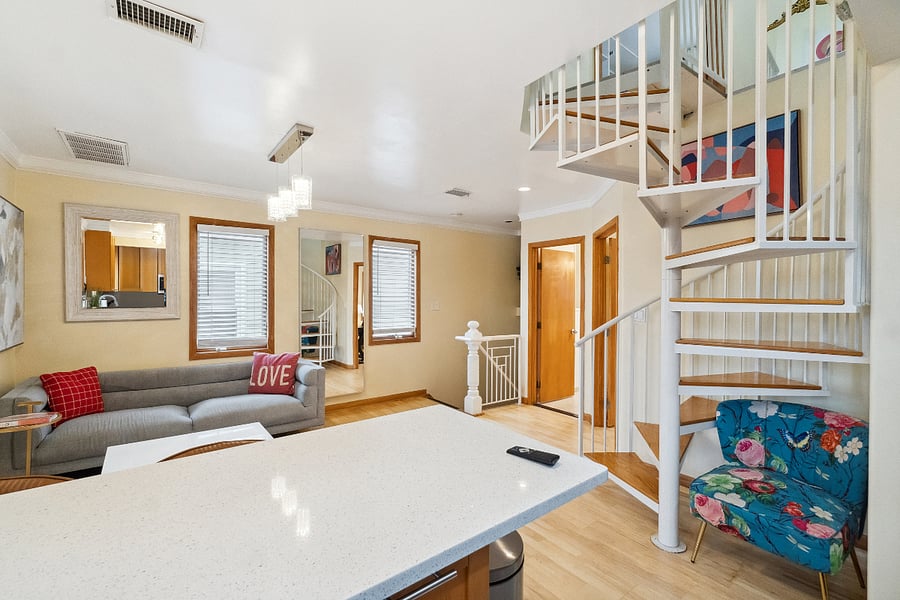 Furnished Finder property 704071_1 photo 5