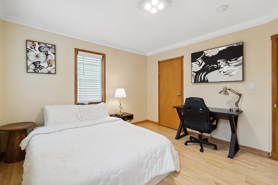 Furnished Finder property 704071_1 photo 13