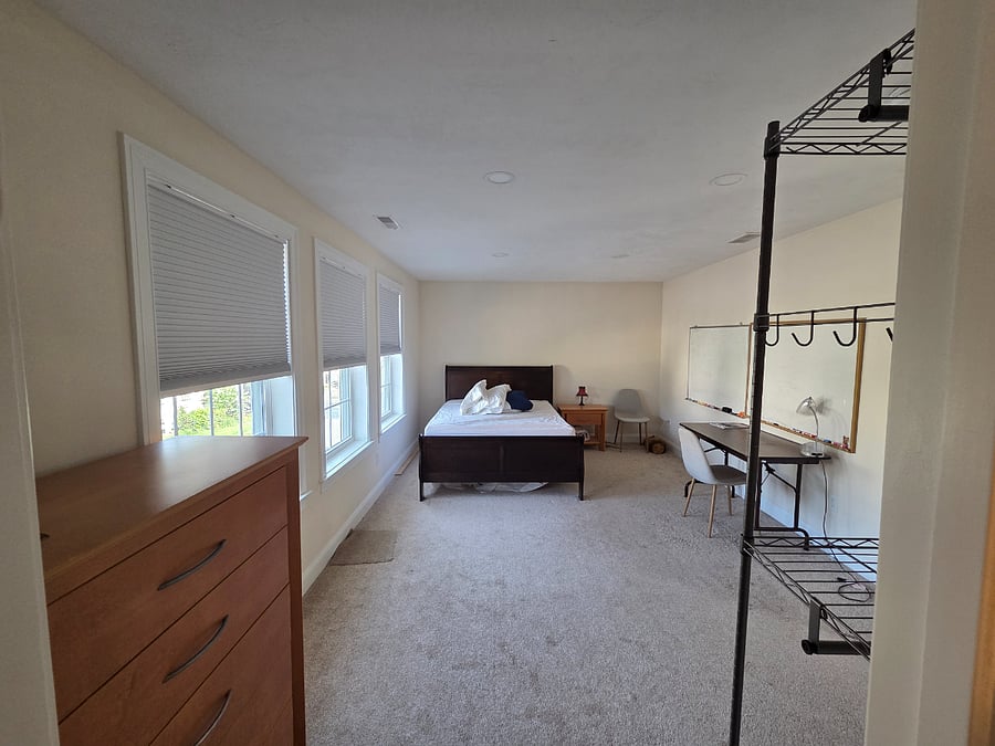 Furnished Finder property 704091_1 photo 9