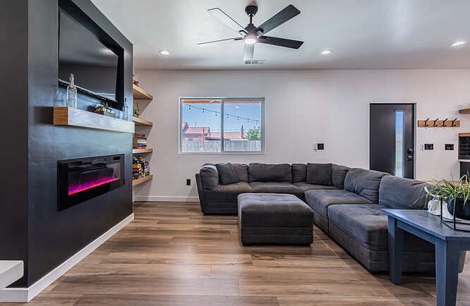 Furnished Finder property 704096_1 photo 16