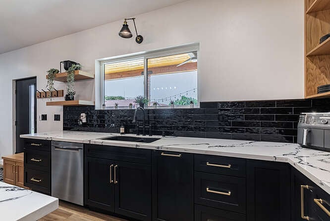 Furnished Finder property 704096_1 photo 9