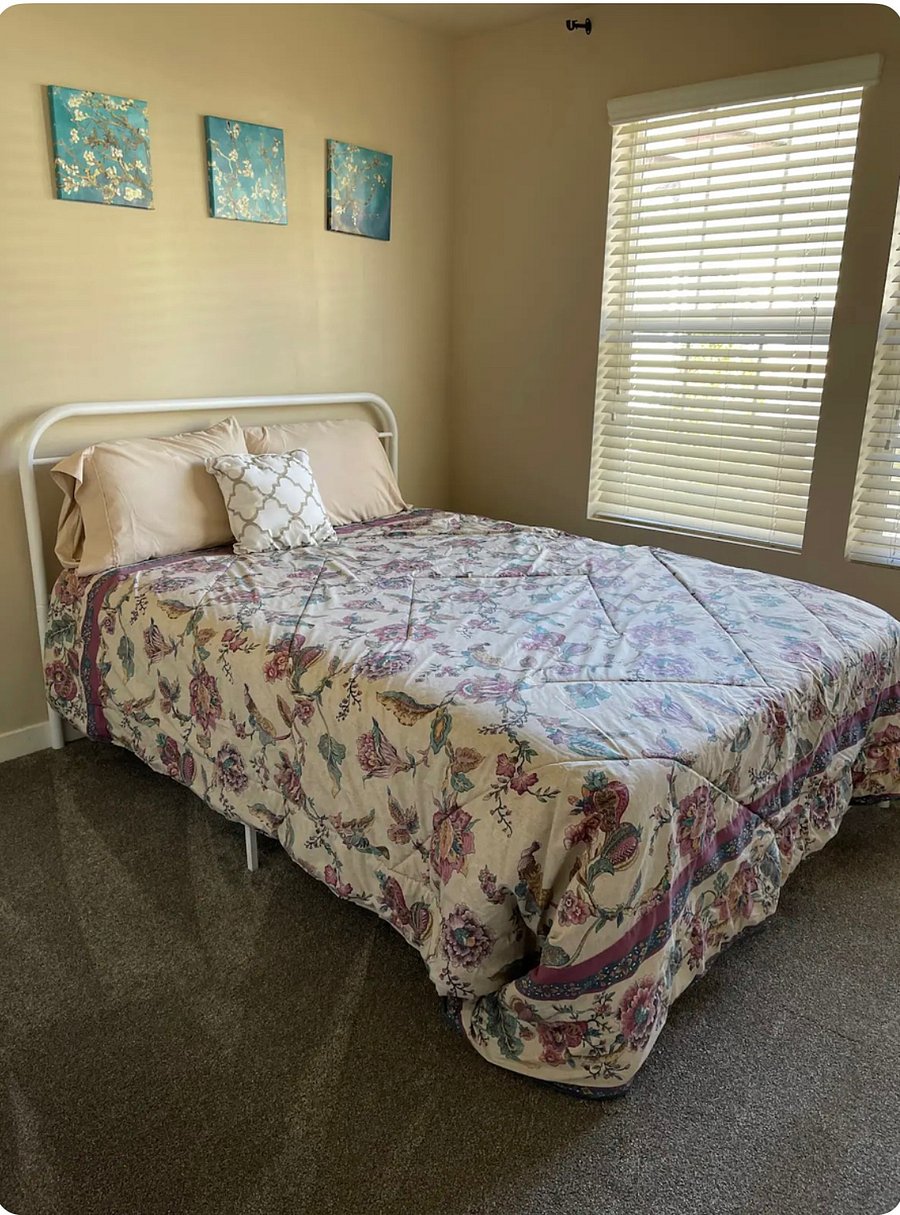 Furnished Finder property 704105_1 photo 9