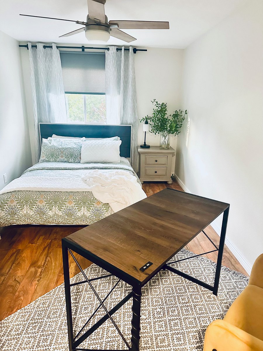 Bedrm 3 w/Queen Bed & Large Walk-in Closet