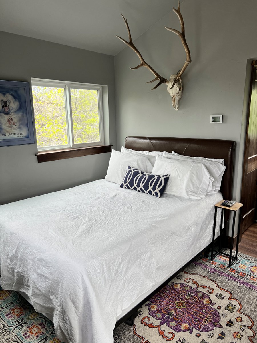 Furnished Finder property 704157_1 photo 3