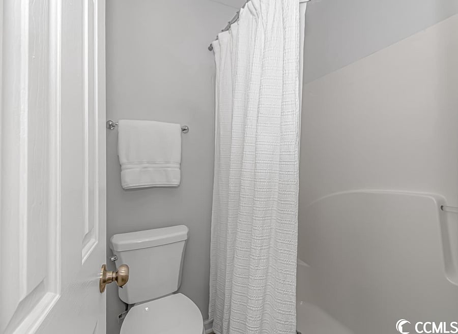 Furnished Finder property 704160_1 photo 10