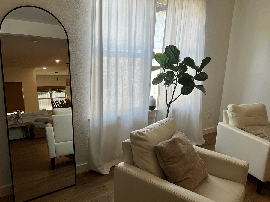 Furnished Finder property 704162_1 photo 3