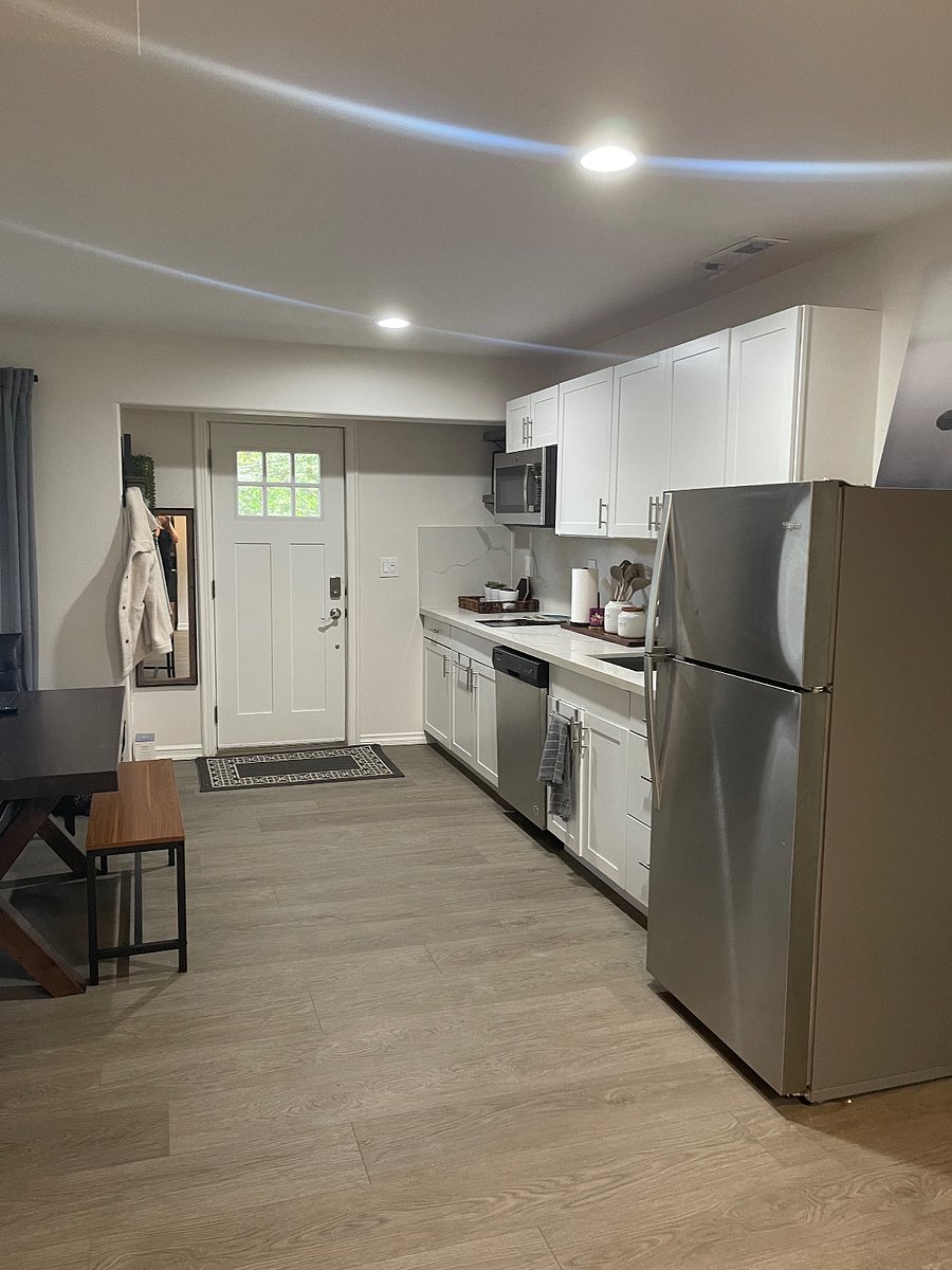 Furnished Finder property 704179_1 photo 4