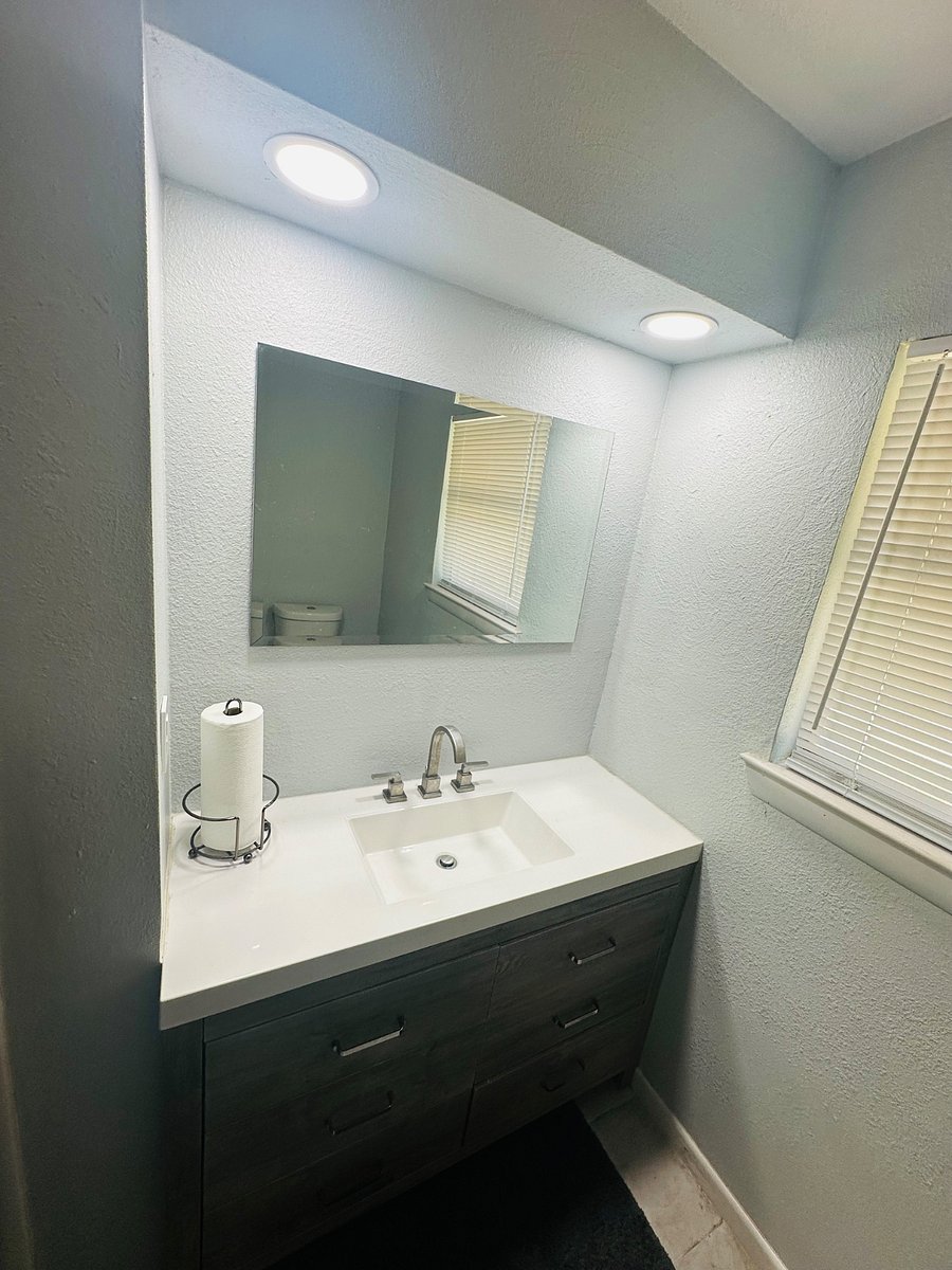 Furnished Finder property 704196_1 photo 10