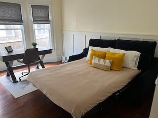 pull-out queen sleeper sofa in 3rd bedroom/ study