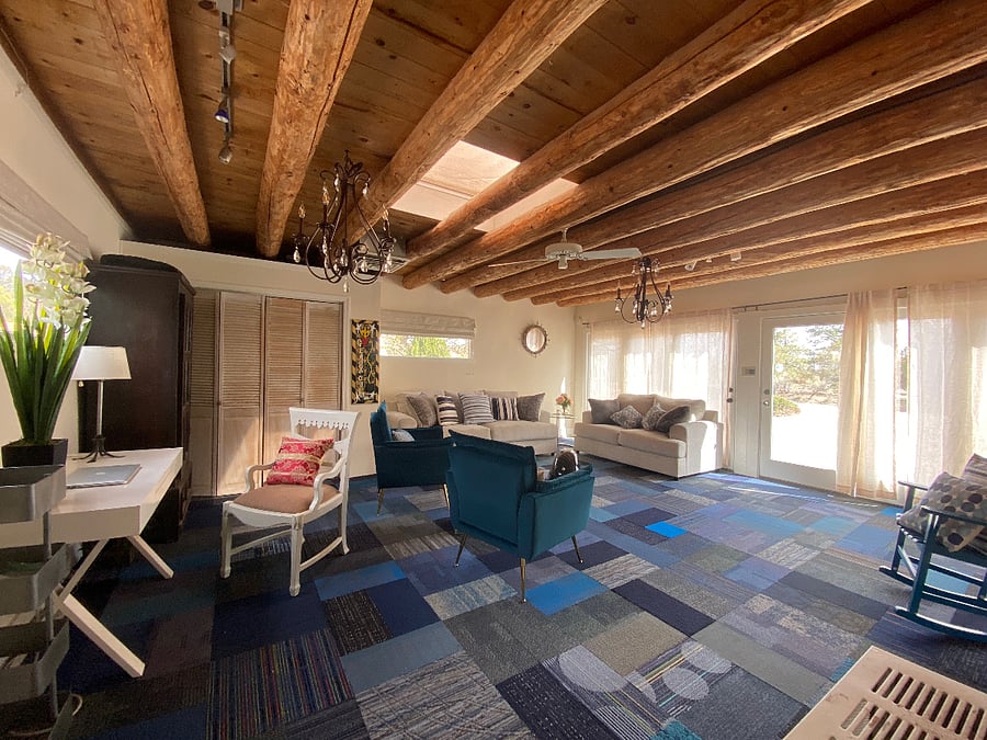 family room, computer desk