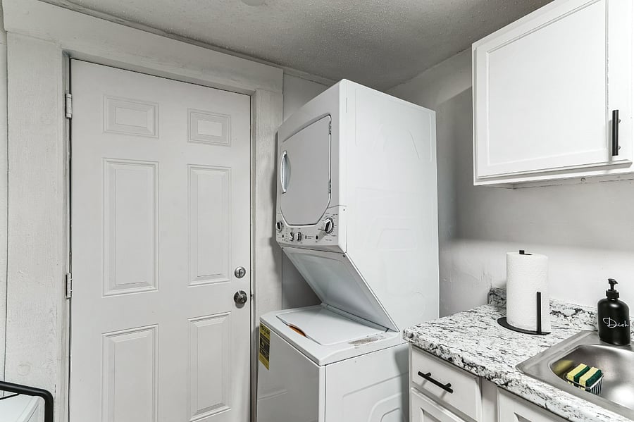 Furnished Finder property 704233_4 photo 7