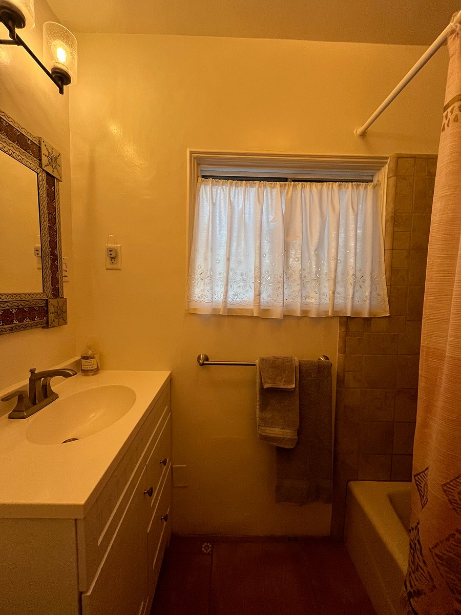 Furnished Finder property 704282_1 photo 8