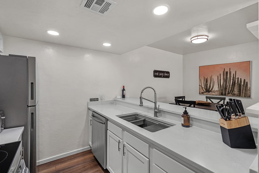 Furnished Finder property 704284_1 photo 12