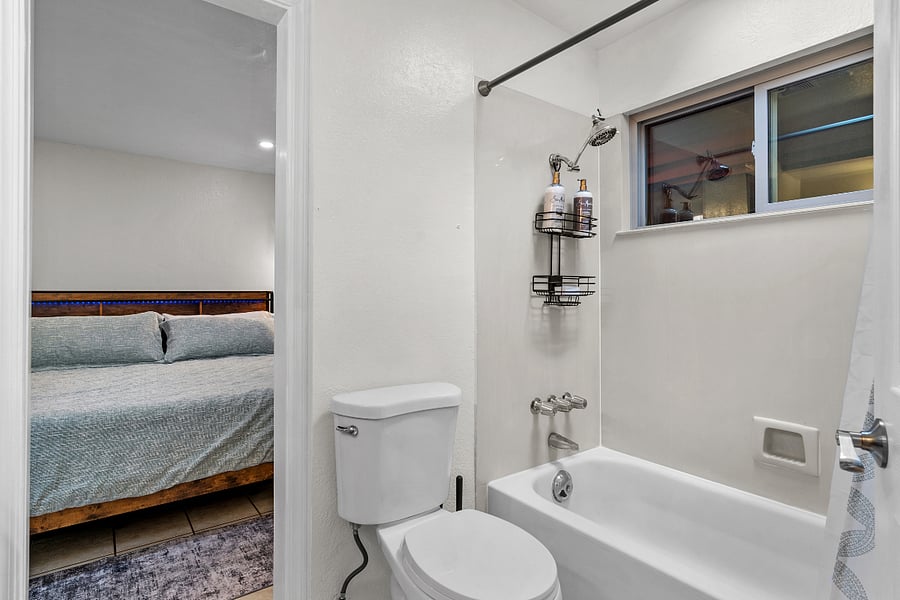 Furnished Finder property 704284_2 photo 16