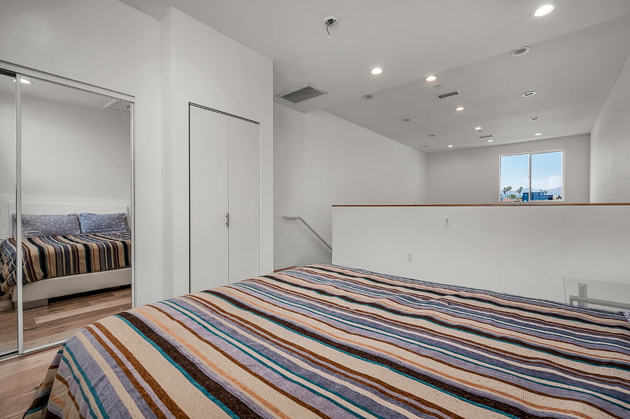 Furnished Finder property 704285_1 photo 12