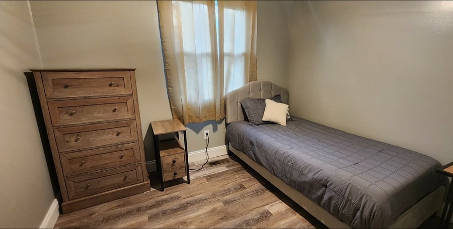 Furnished Finder property 704322_1 photo 11