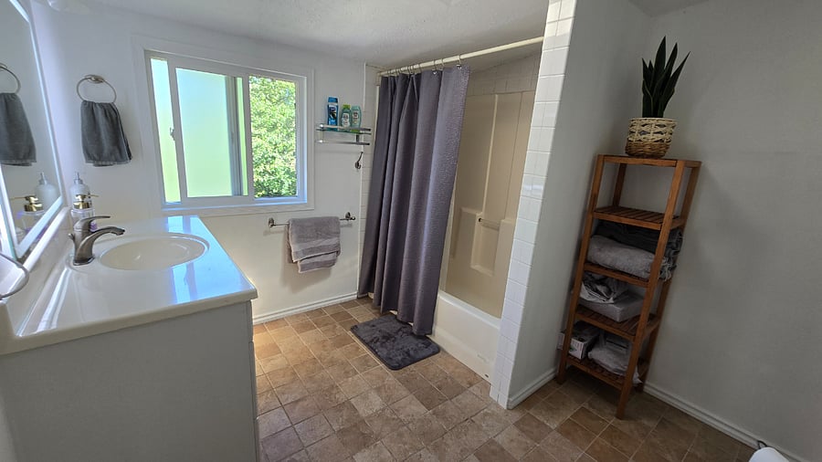 Furnished Finder property 704328_1 photo 15