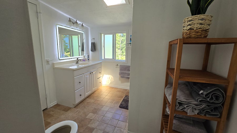 Furnished Finder property 704328_1 photo 13