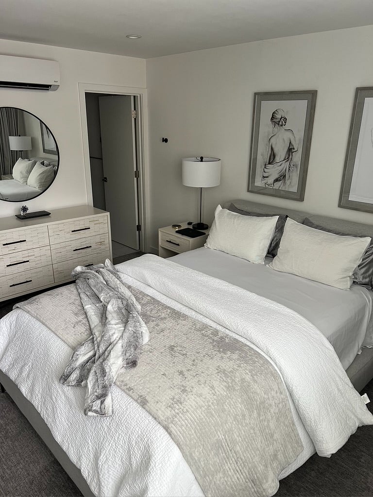 3rd floor master bedroom with ensuite