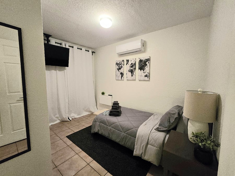 Furnished Finder property 704366_4 photo 8