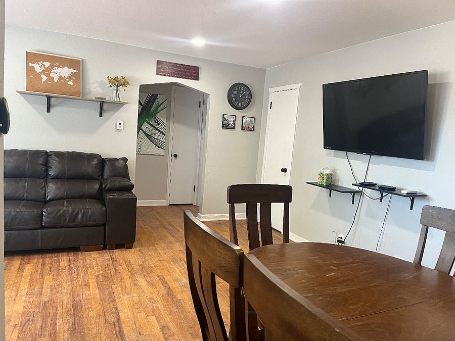 Furnished Finder property 704375_1 photo 7