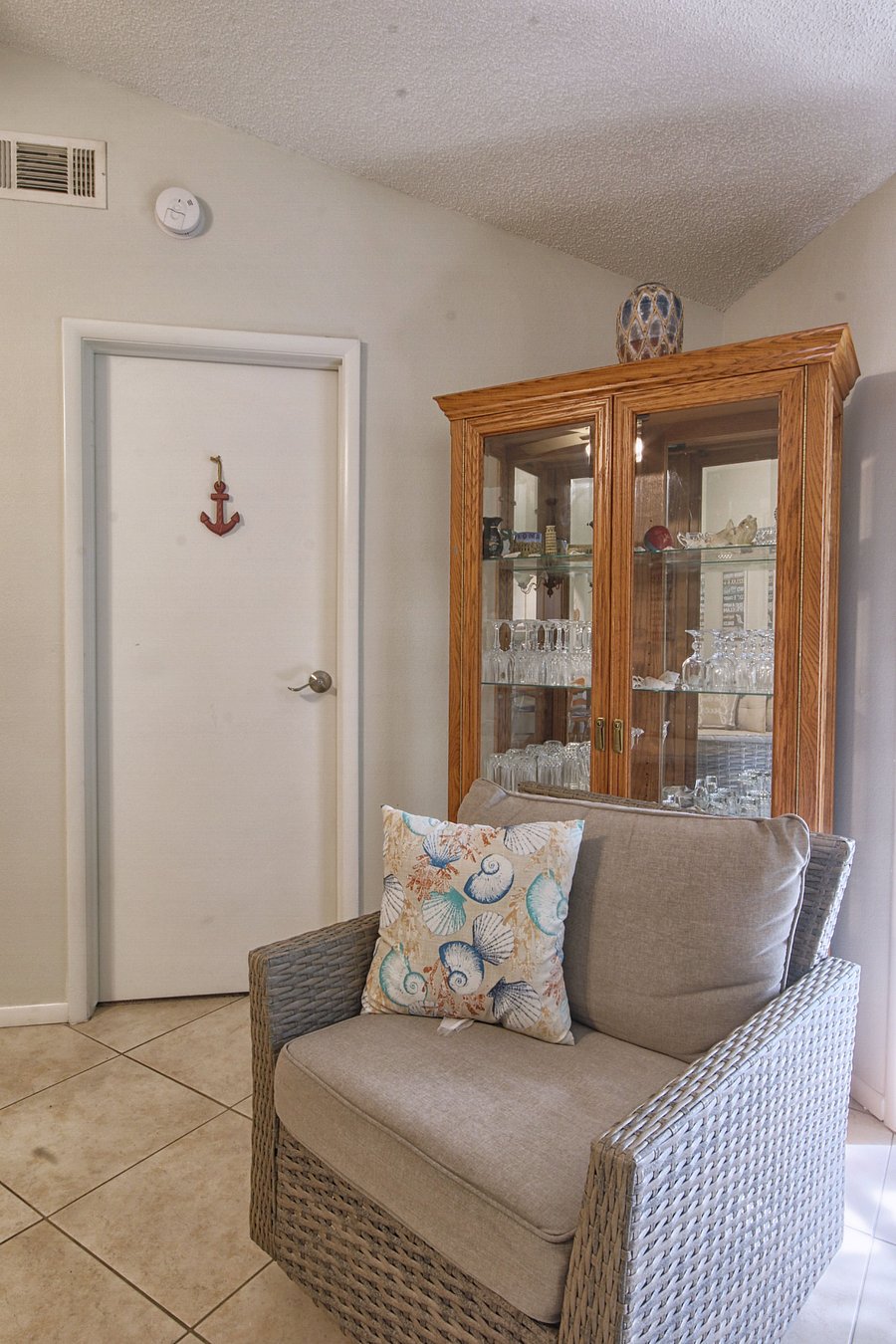 Furnished Finder property 704388_1 photo 21