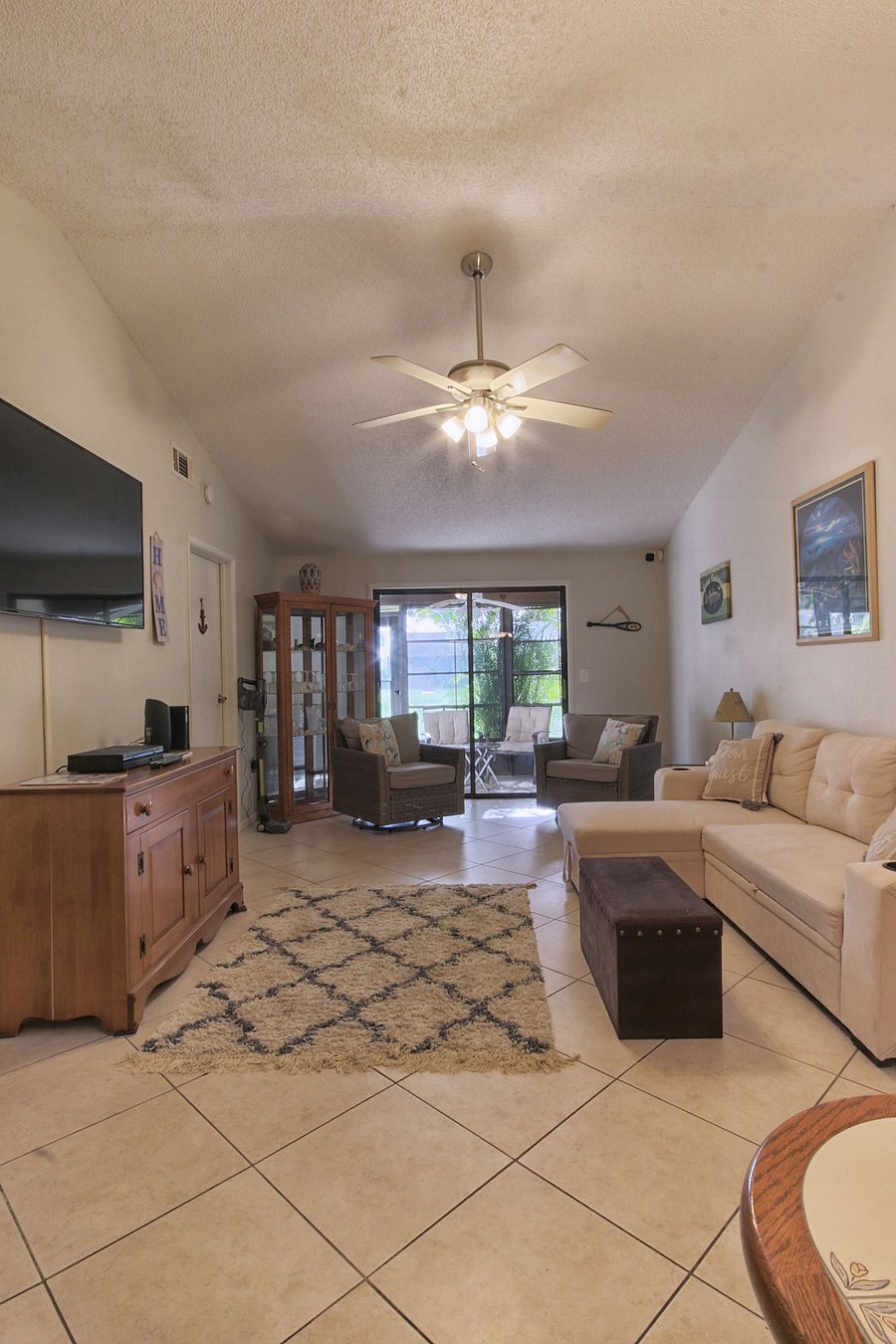 Furnished Finder property 704388_1 photo 23