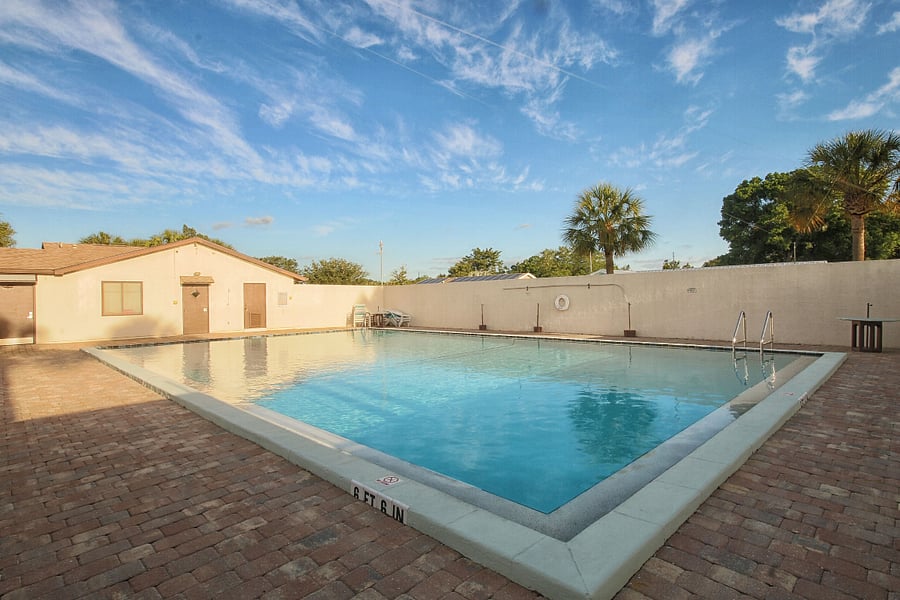 Furnished Finder property 704388_1 photo 30