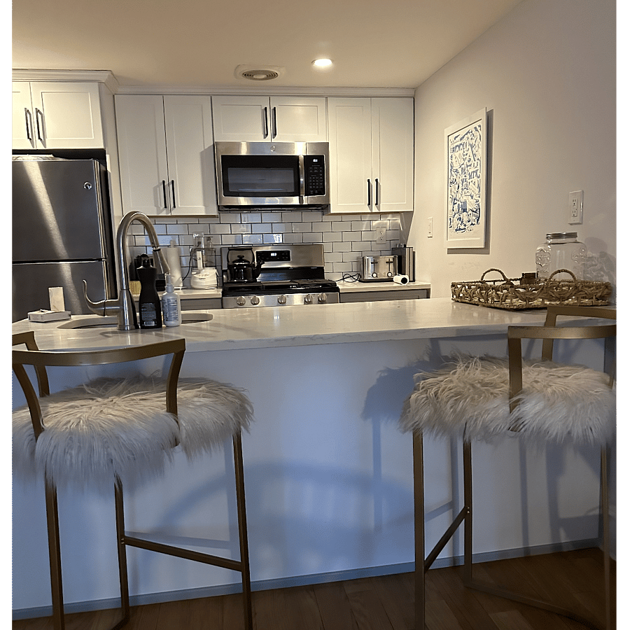 Furnished Finder property 704404_1 photo 3