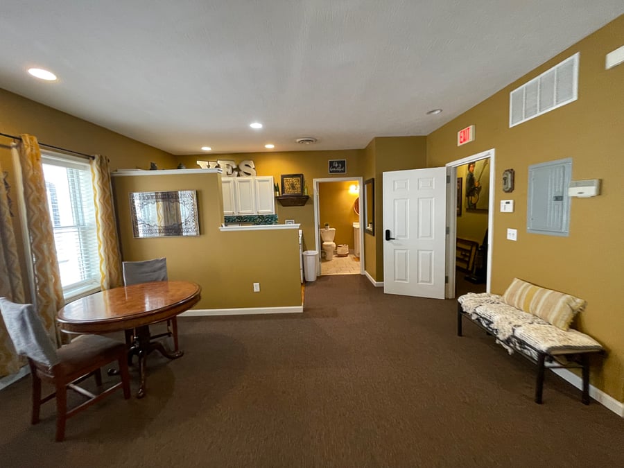 Furnished Finder property 704422_2 photo 3