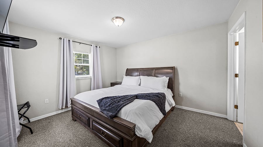 Furnished Finder property 704444_1 photo 7