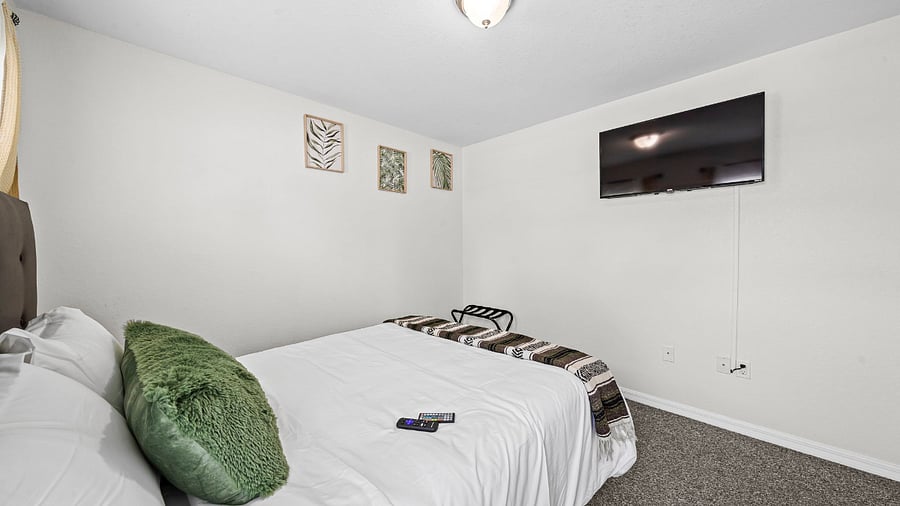 Furnished Finder property 704444_1 photo 11