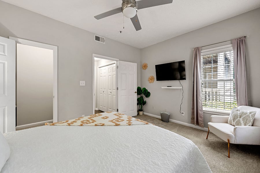 Furnished Finder property 704447_1 photo 8