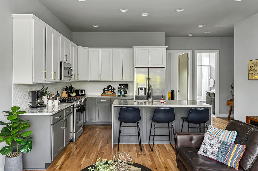 Fully Stocked Kitchen